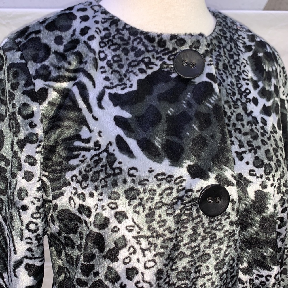 Ruby Rd. Petite Animal Print Jacket - Picture 2 of 6